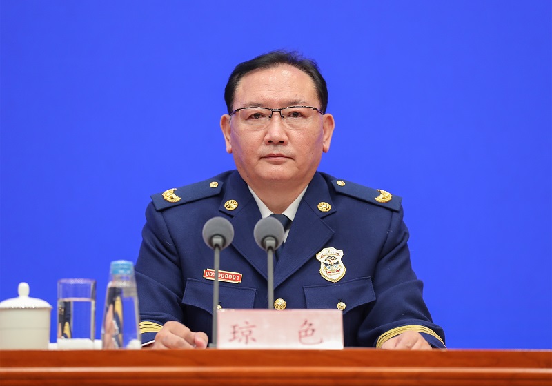 少妇的肉体穴穴肥嘟嘟穴视频应急部党组成员、消防救援局局长琼色出席新闻发布会
